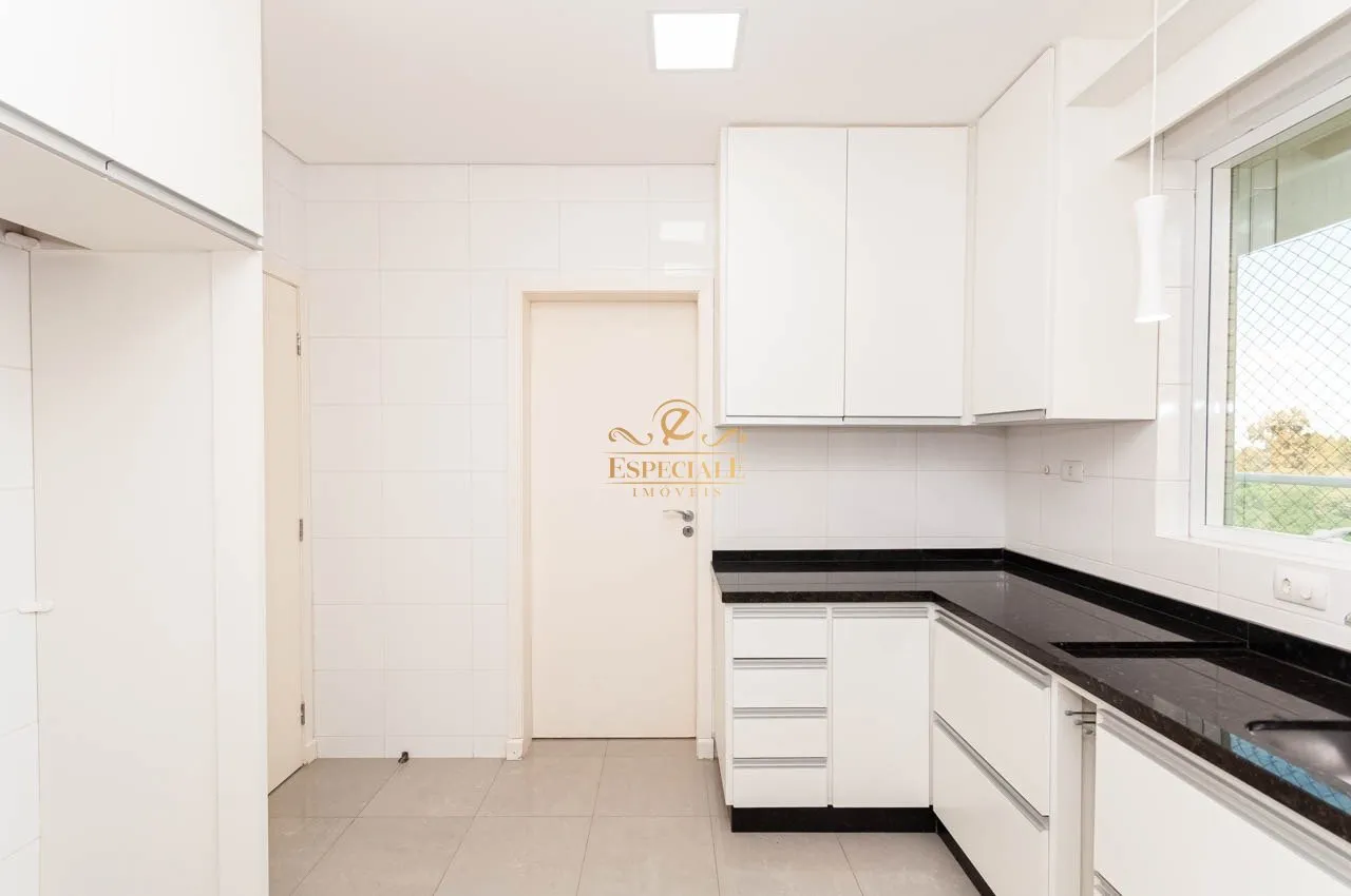 4-bedroom apartment with 2 suites, 331 m² — photo 14