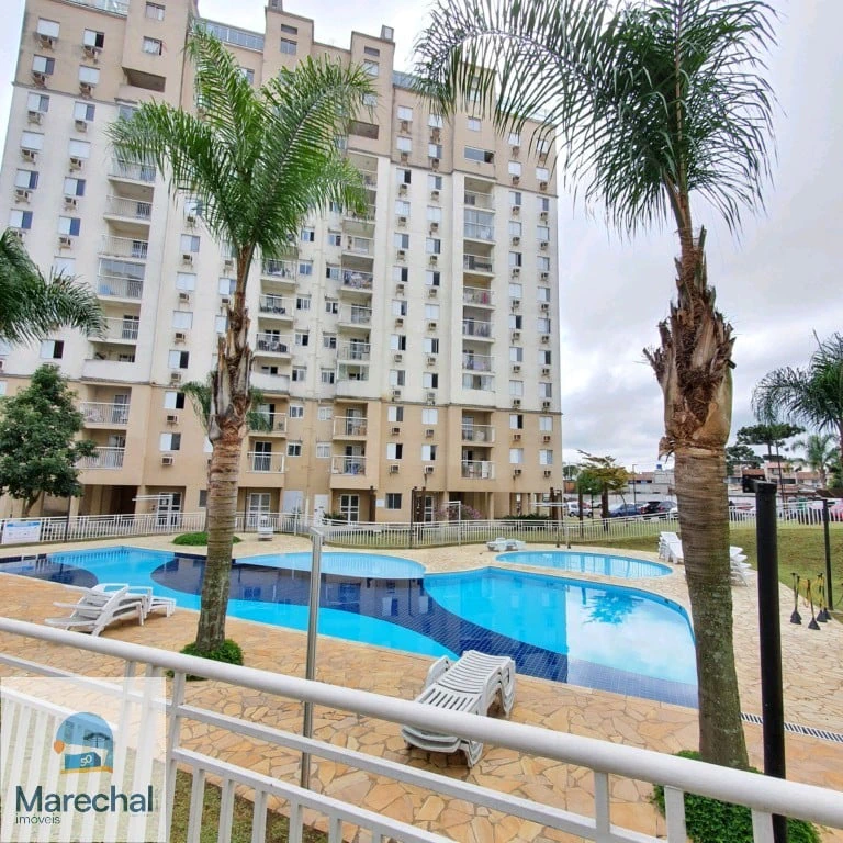 3-bedroom apartment in a building with a pool — photo 24