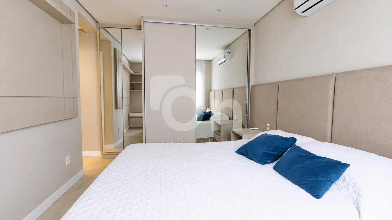 Floor-to-ceiling windows in a 2-bedroom apartment, 78 m² — photo 16