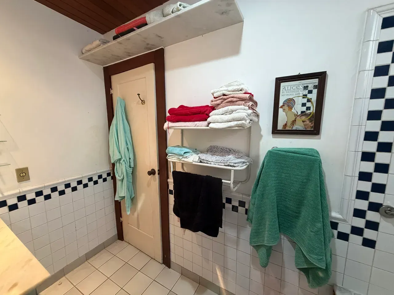 Furnished duplex house with an equipped laundry — photo 105