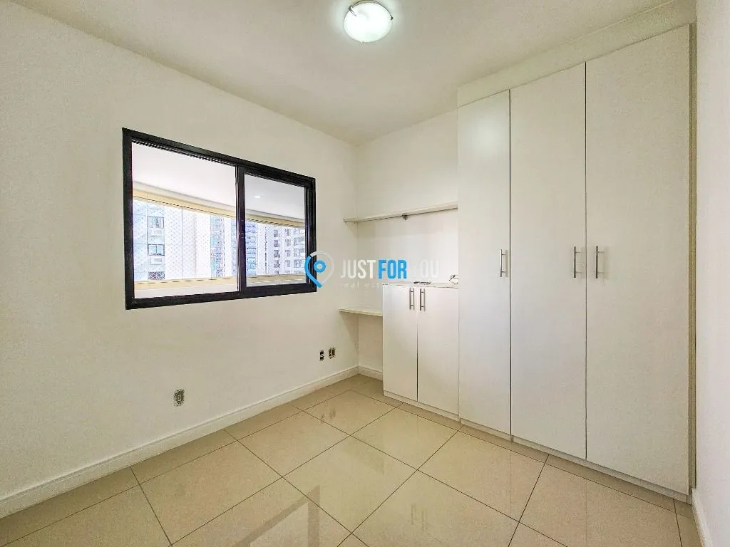 Apartment, 106 m², with a walk-in closet — photo 22