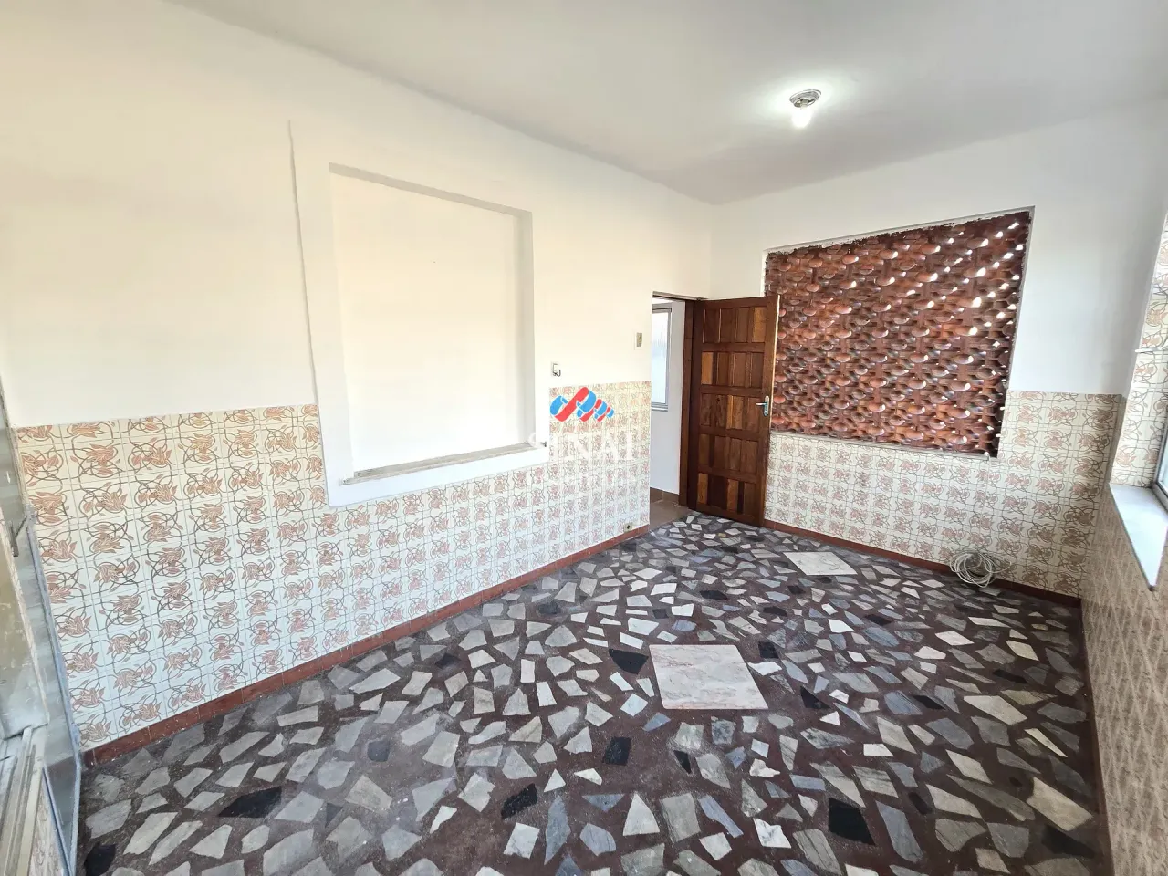 1-bedroom apartment with balcony and fitted kitchen cabinets — photo 8