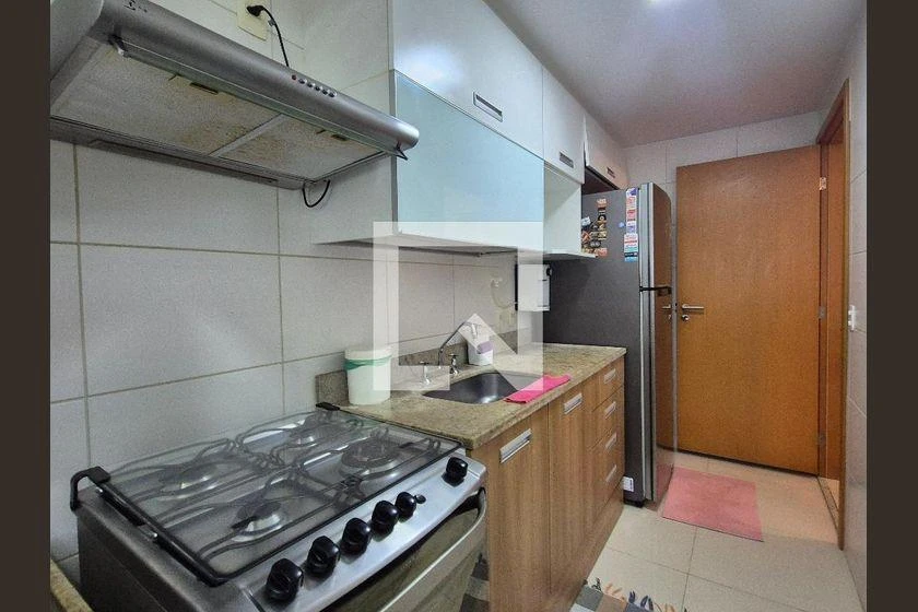 80 m² apartment with a pool in the building — photo 33