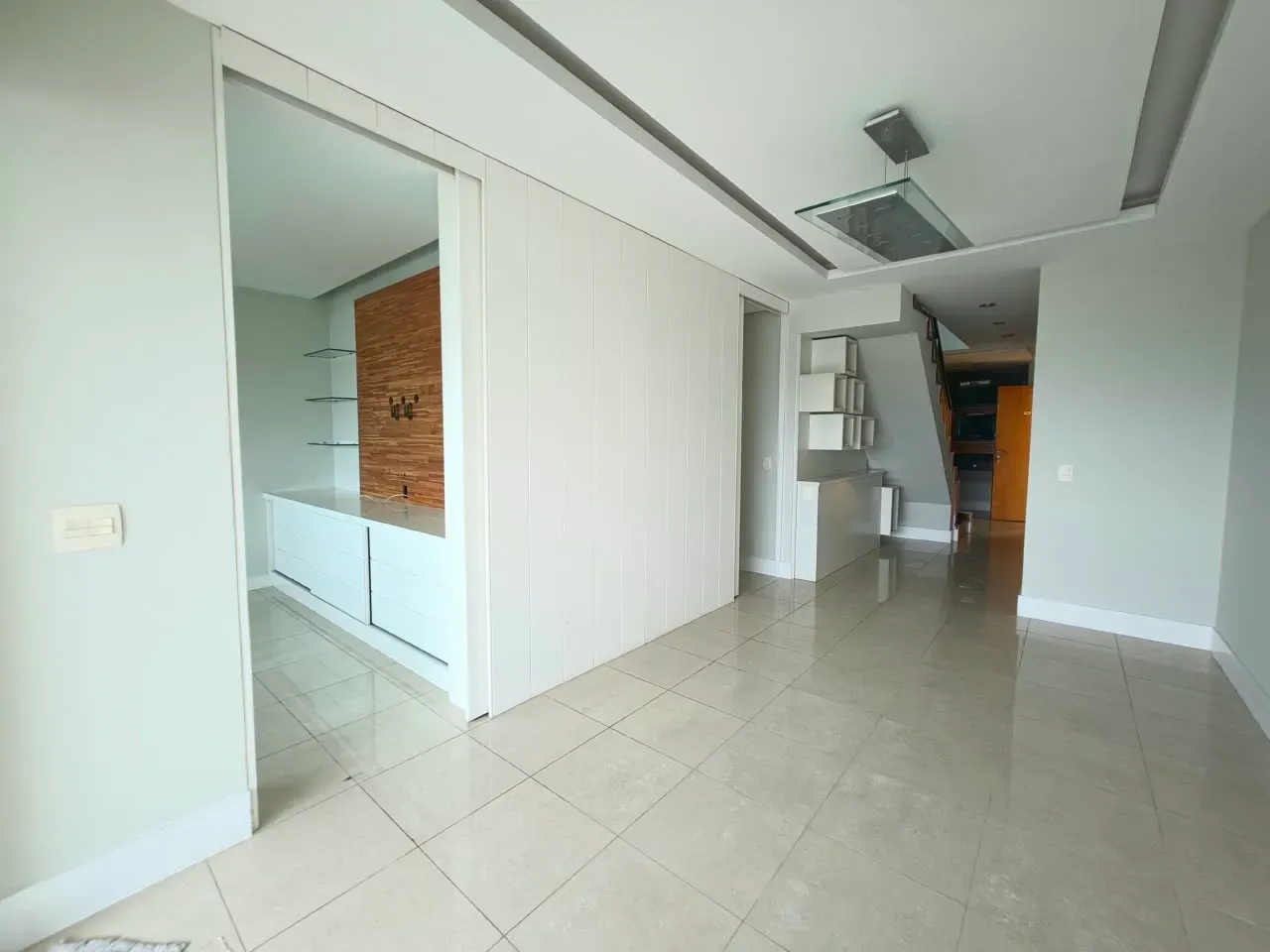 240 m² apartment with a bathtub and a grill on the balcony — photo 17