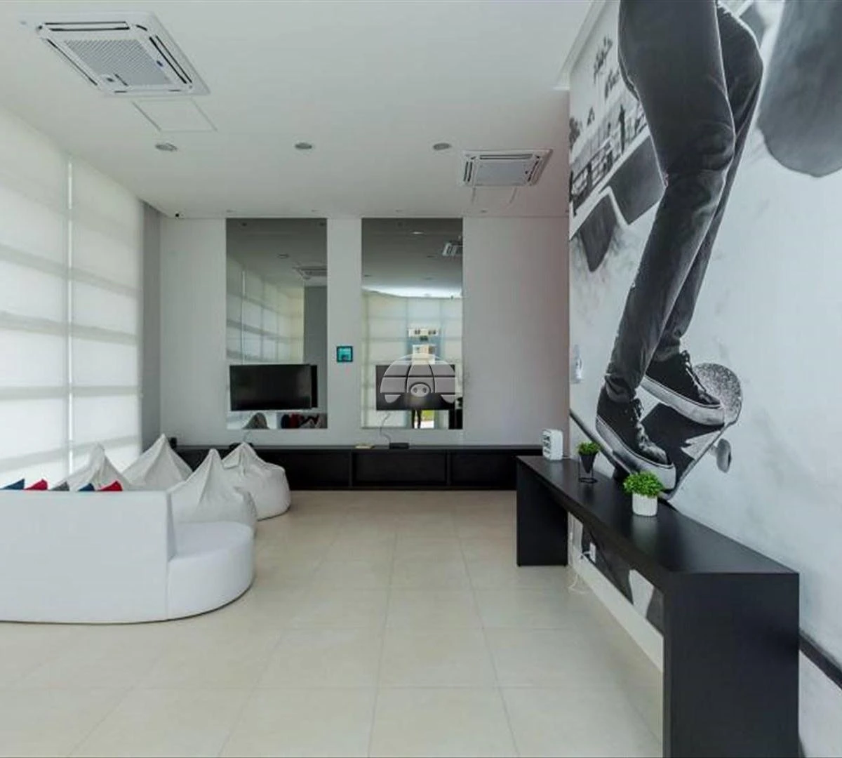 Home office in a 2-bedroom apartment, 69 m² — photo 40