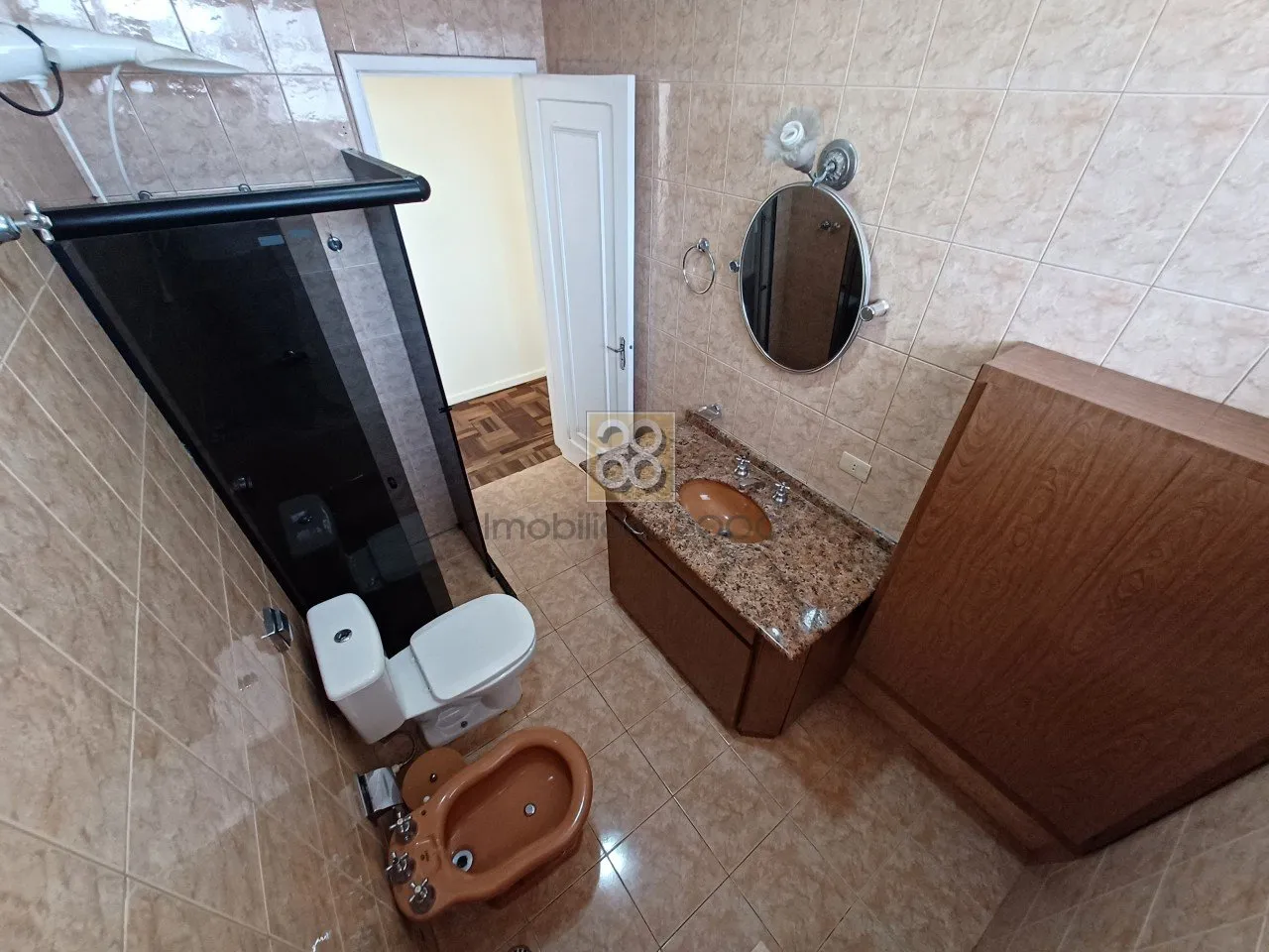3-bedroom apartment with a home office in Curitiba — photo 2