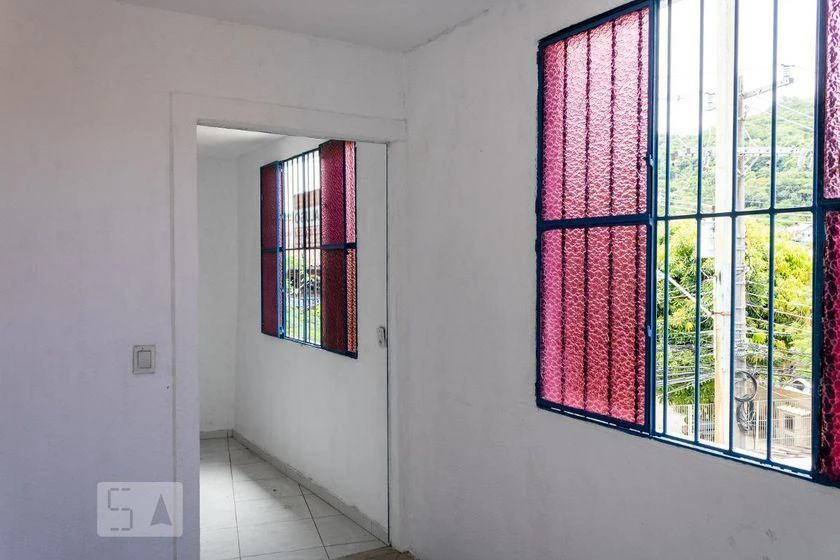 Rental house with 4 bedrooms and 200 m² — photo 45