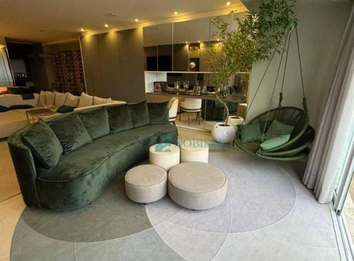 Furnished penthouse 318 m² with 4 en-suite rooms and 2 spots — photo 5