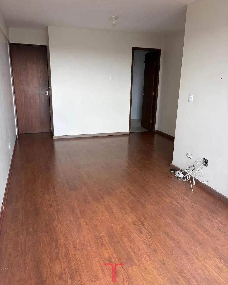 Apartment, 56 m², with wood or laminate floors