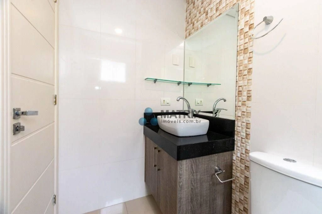 3-bedroom apartment, 1 with its own bathroom, 130 m² — photo 15