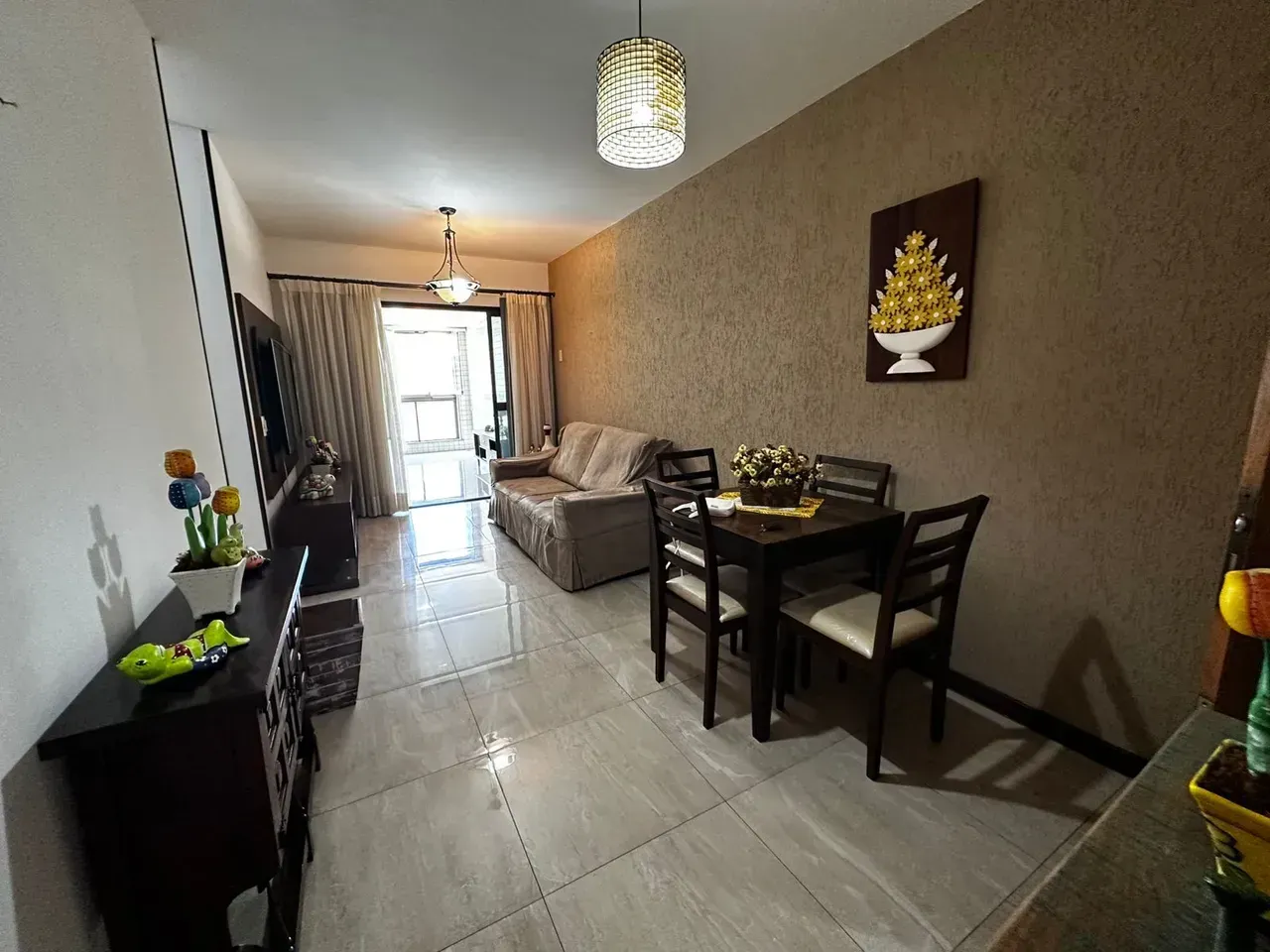 Furnished apartment with 3 bedrooms and a closed kitchen — photo 2