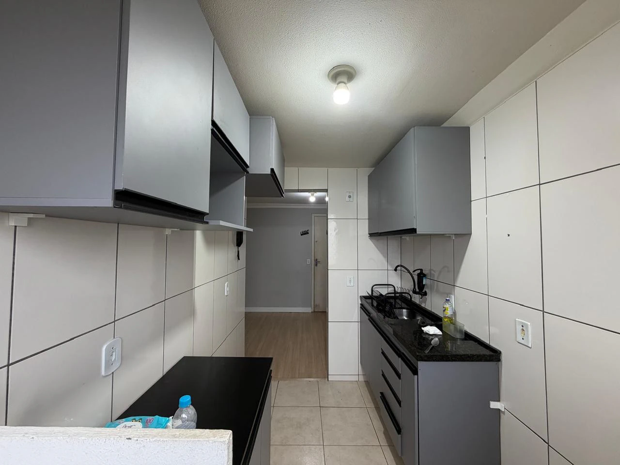 Apartamento com piso de madeira ou laminado, Ganchinho — photo 3