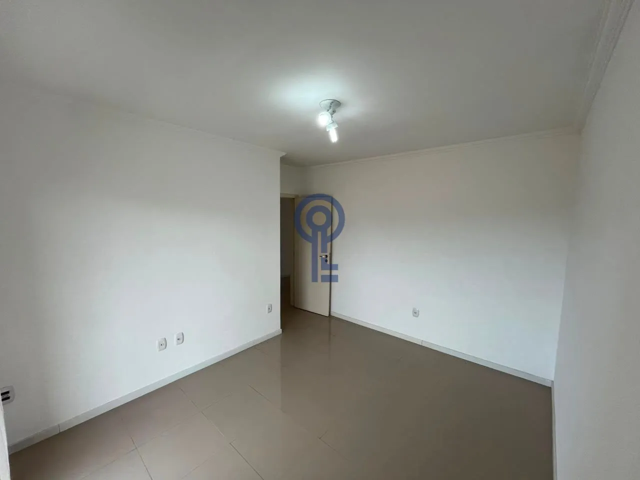 Furnished house, 200 m², with a walk-in closet — photo 13