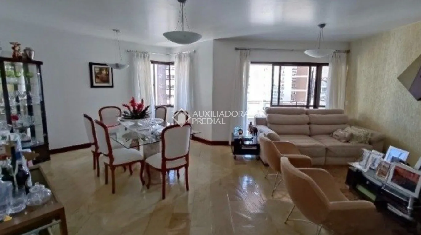 Apartamento amueblado de 4 dormitorios, 296 m², 3 plazas — photo 10