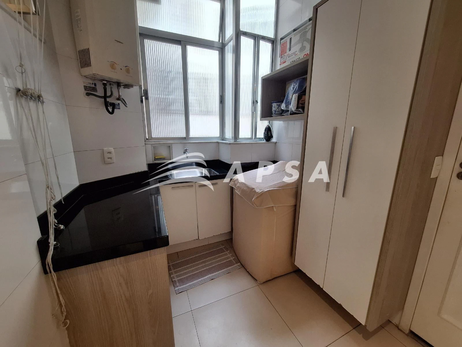 Apartamento com piso de madeira ou laminado, Ipanema — photo 23