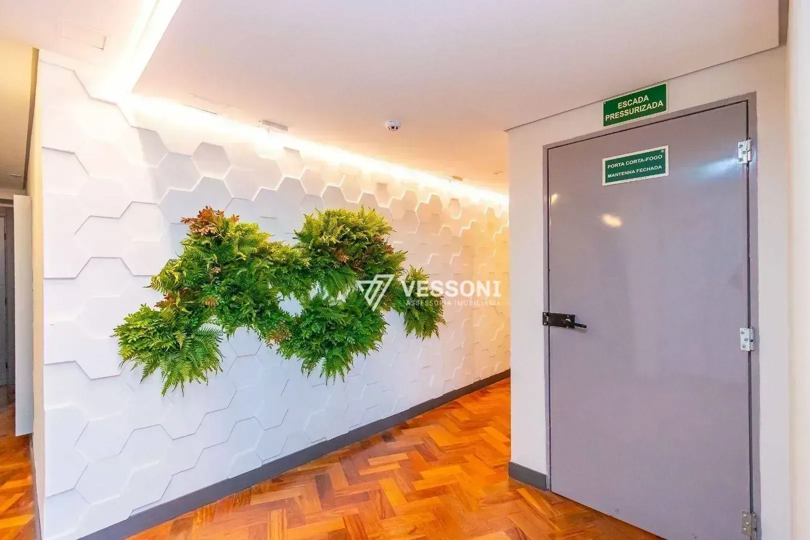 Furnished studio 19 m² with balcony and private BBQ — photo 19
