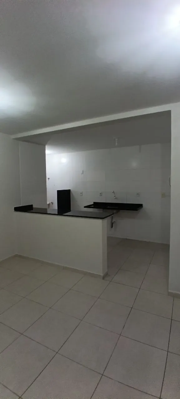 Unfurnished apartment with 2 bedrooms and 2 bathrooms — photo 2