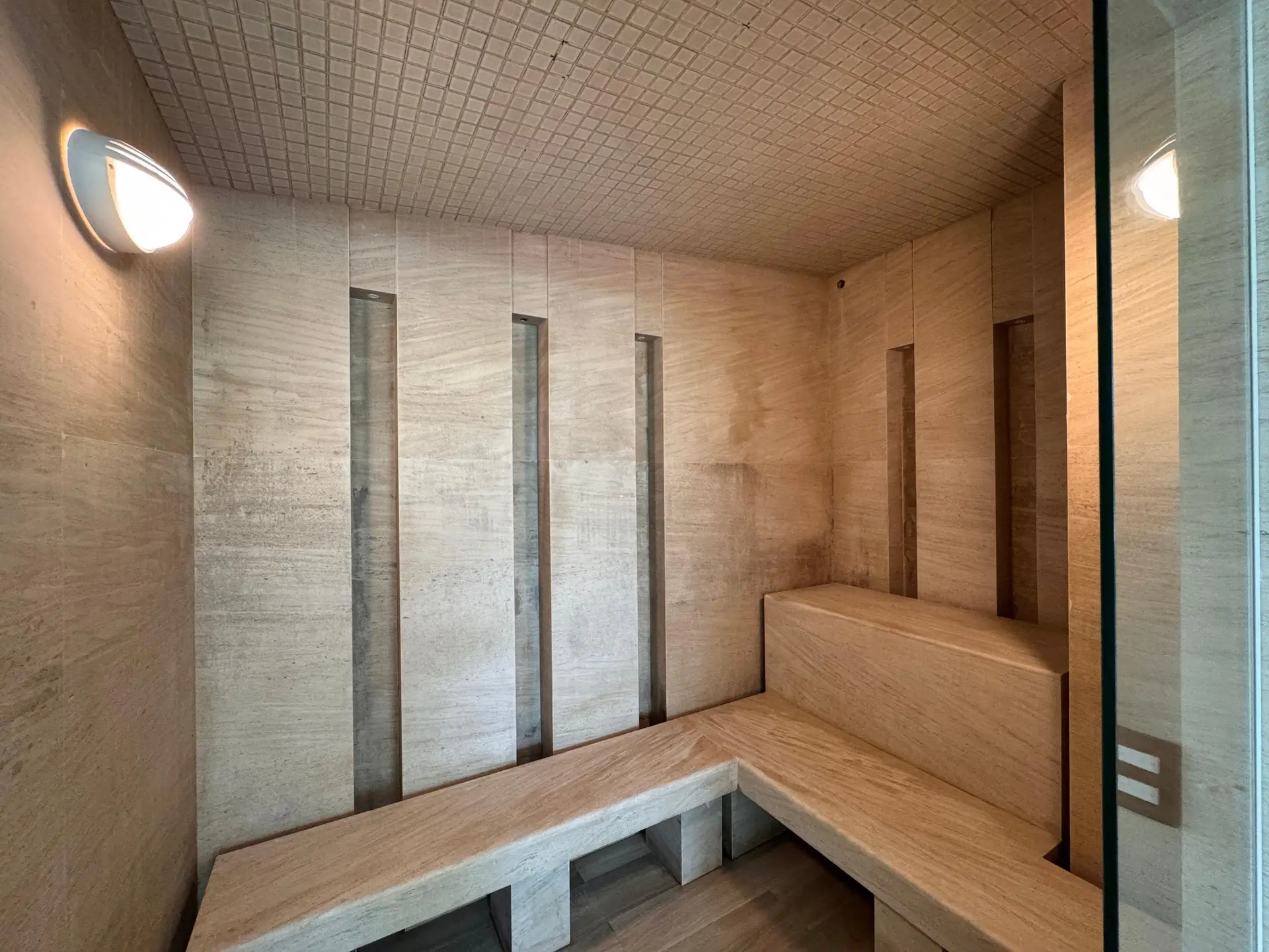 Apartamento mobiliado com 3 suítes e 4 vagas — photo 60