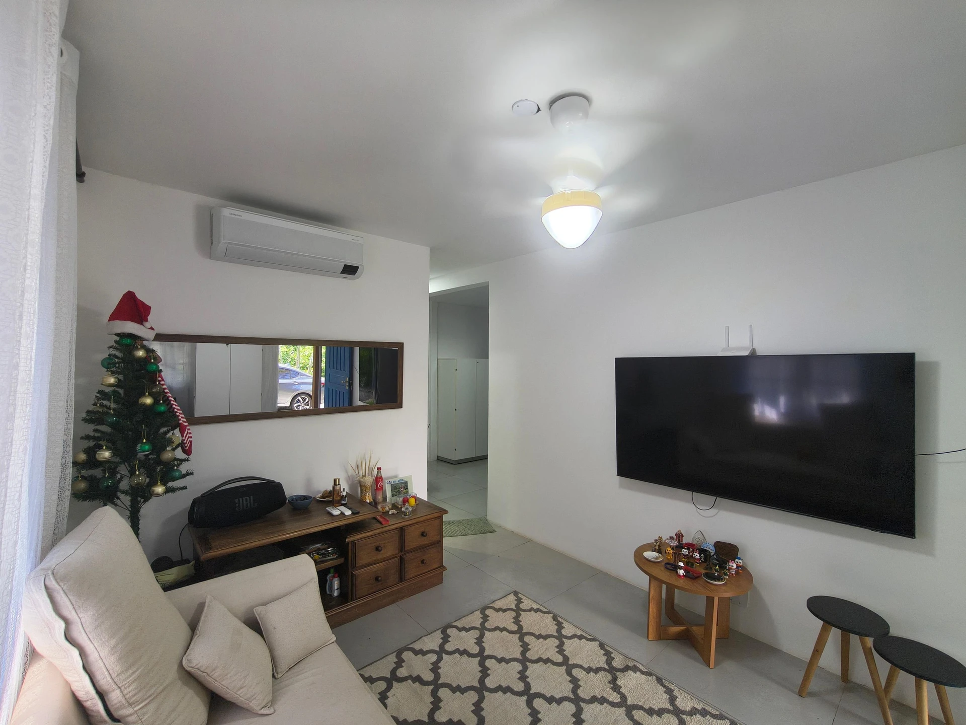 Casa mobiliada com 3 quartos e varanda, com 6 vagas — photo 5
