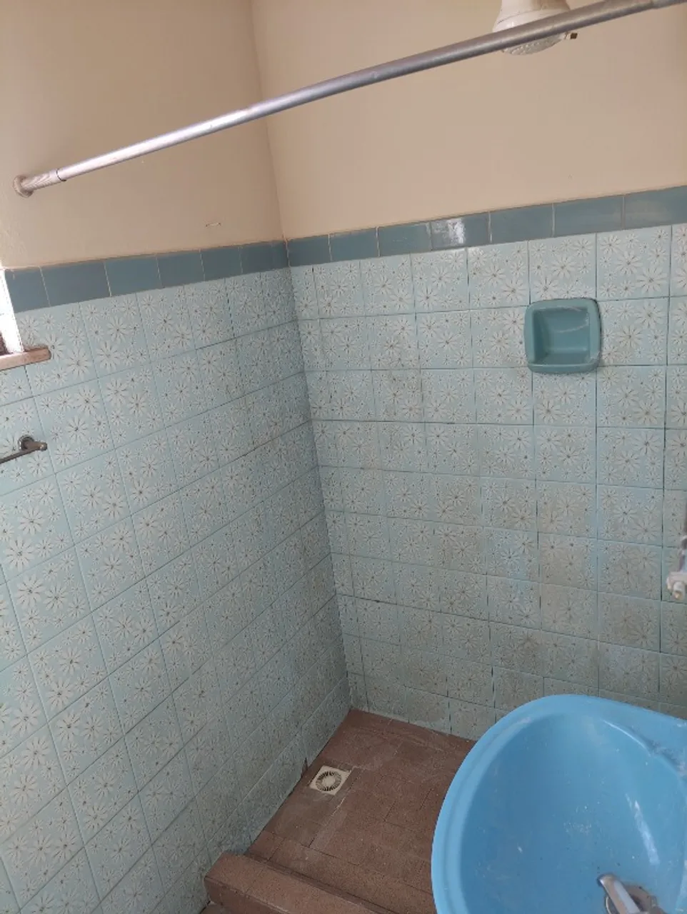 House with 1 bedroom and 1 bath with an electric shower — photo 6
