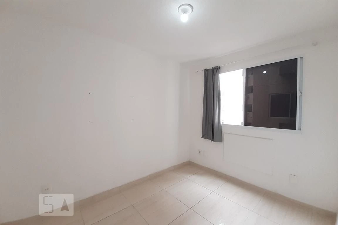 Unfurnished rental apartment with 2 bedrooms and 1 bath — photo 20