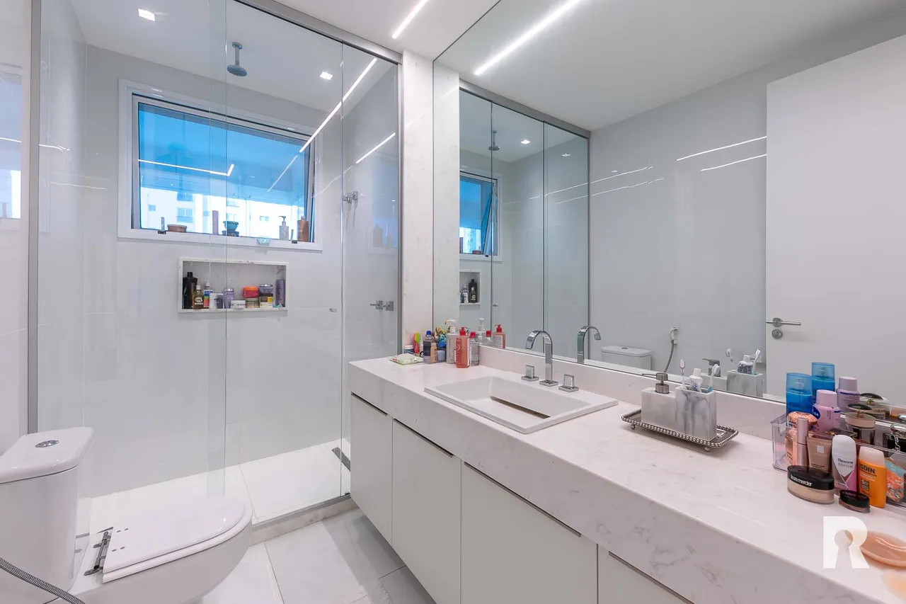 Apartamento mobiliado com cozinha integrada e 5 suítes — photo 14