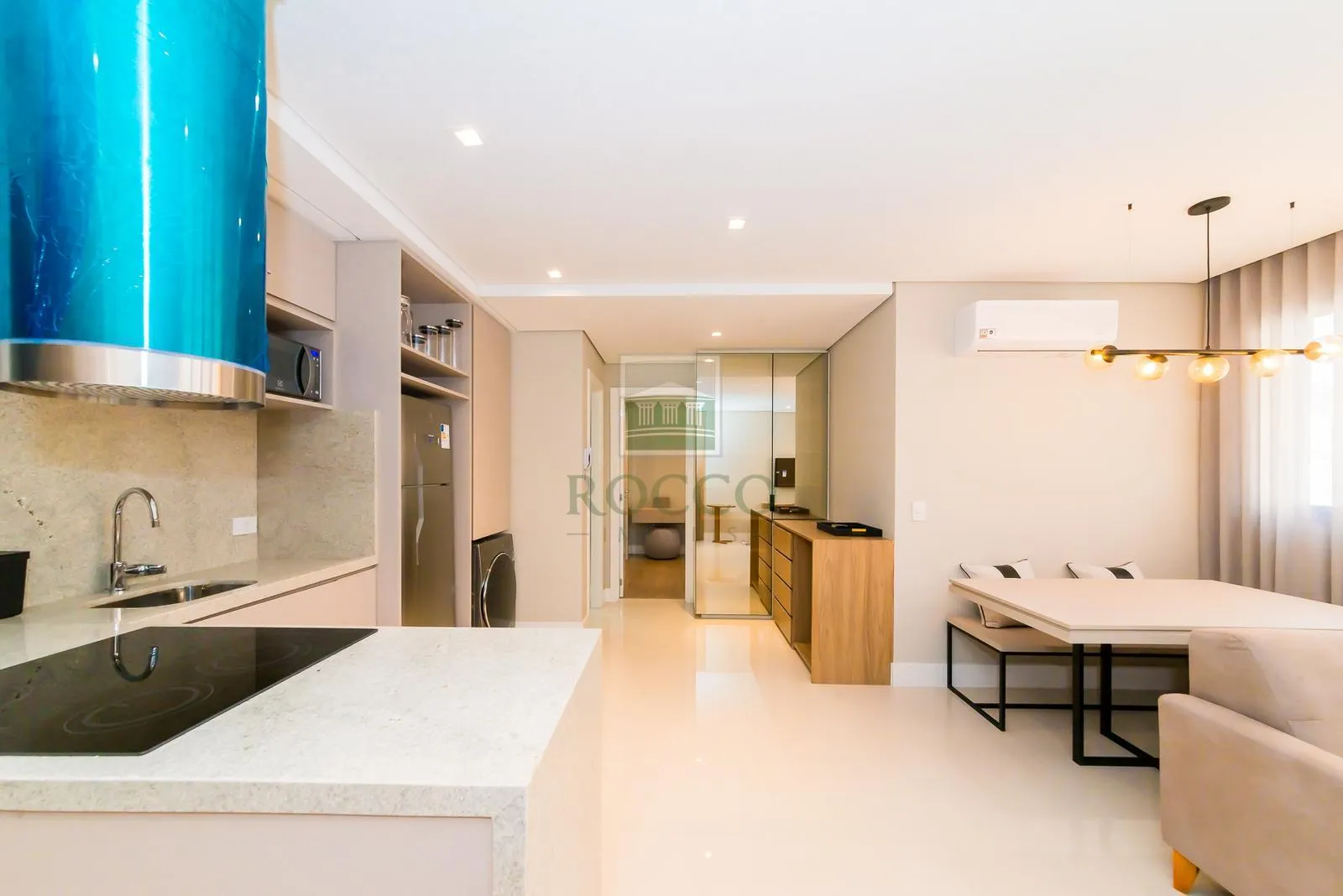 Furnished 1-bedroom apartment with 2 bathrooms — photo 5