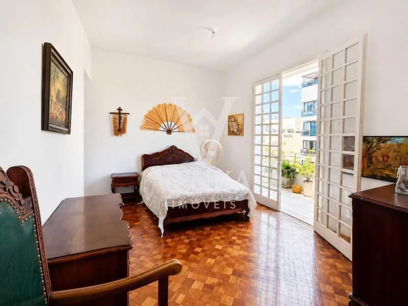 Furnished 210 m² penthouse with a full-length balcony — photo 17