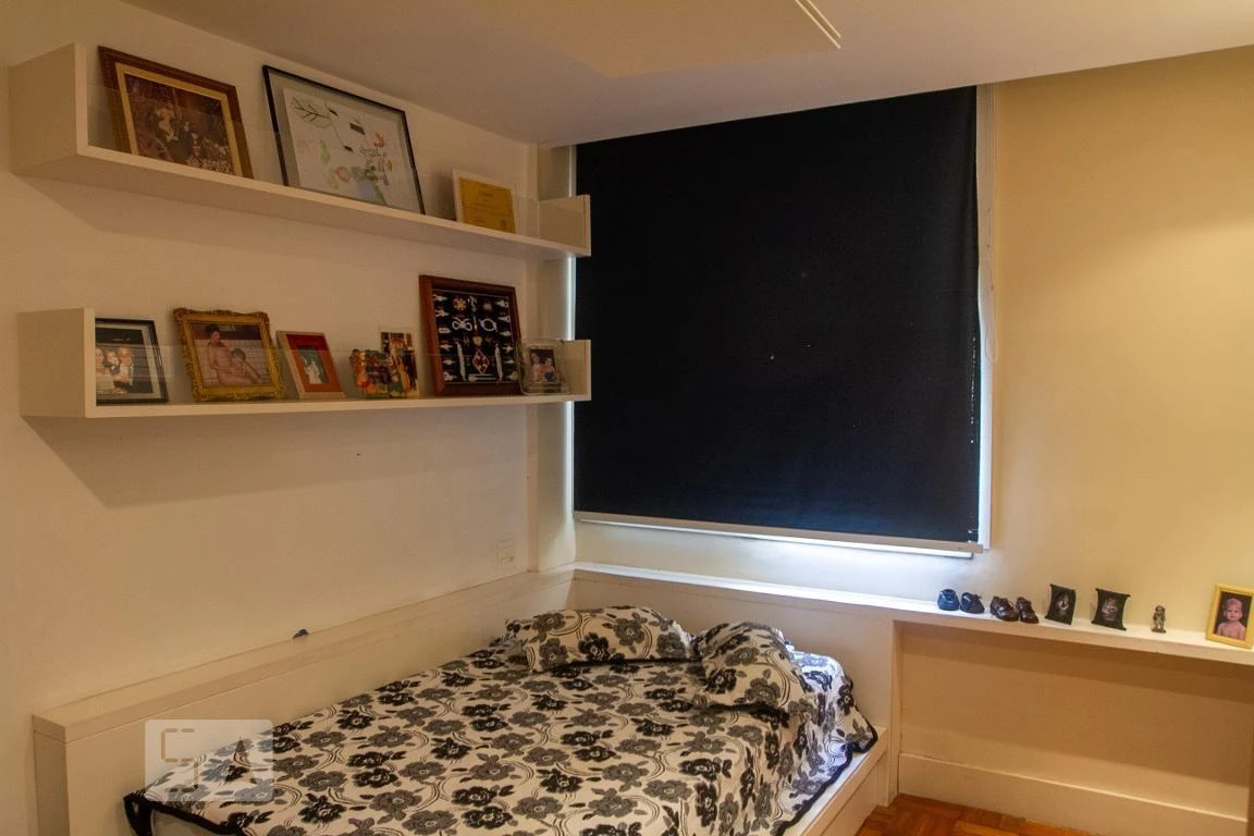 Furnished apartment with 3 bedrooms and 148 m² — photo 26
