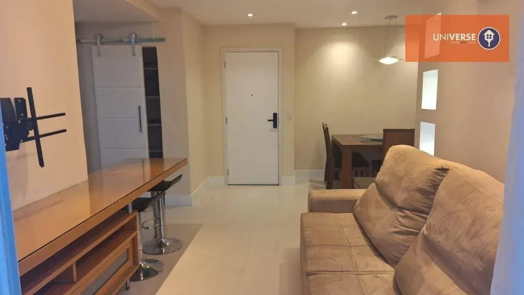 Apartamento mobiliado com 3 dormitórios e varanda — photo 4