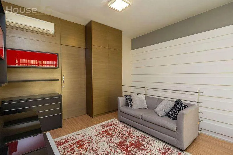 113 m² apartment with 1 bedroom and a balcony — photo 31