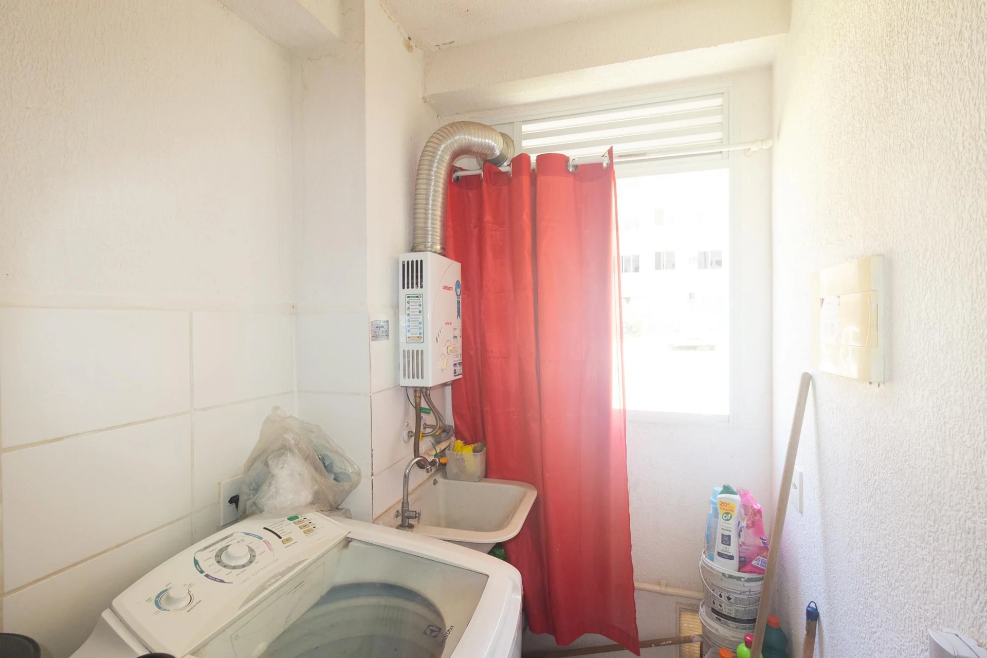 Apartamento mobiliado com 2 quartos e cozinha integrada — photo 12