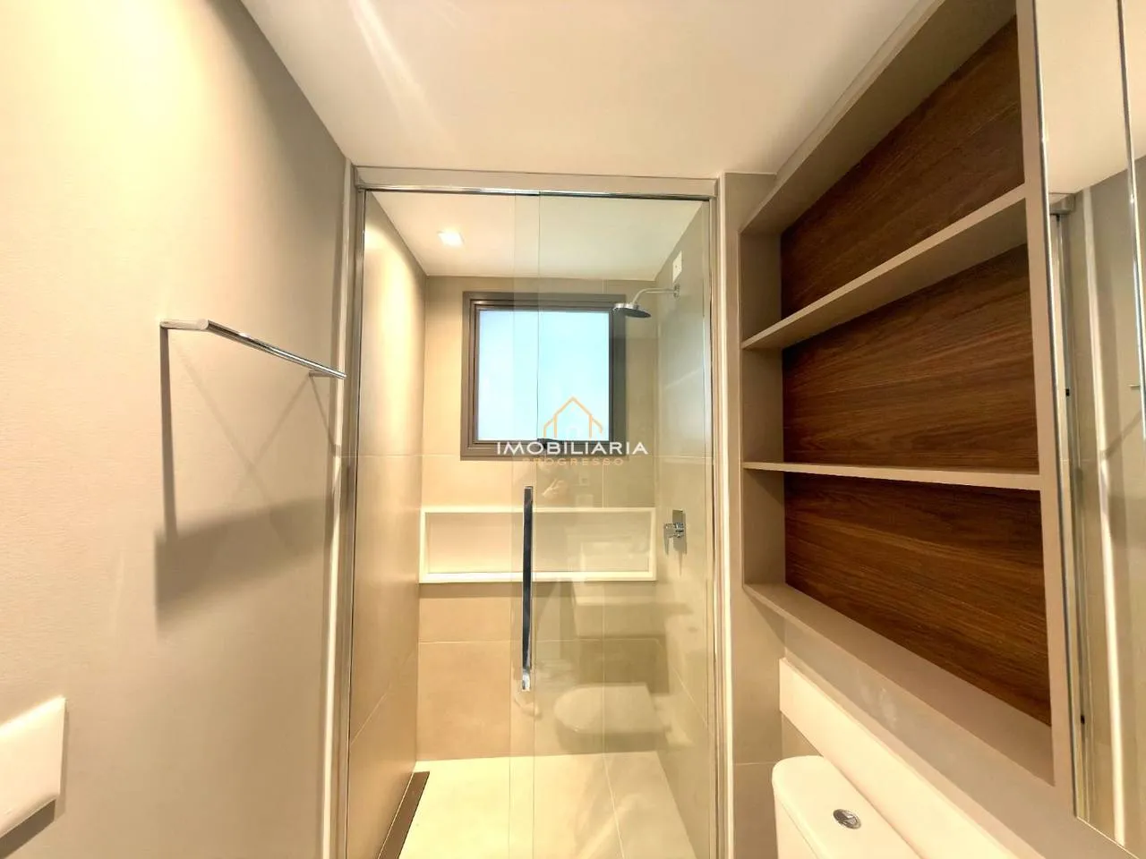 Floor-to-ceiling windows in a 3-bedroom apartment, 138 m² — photo 57