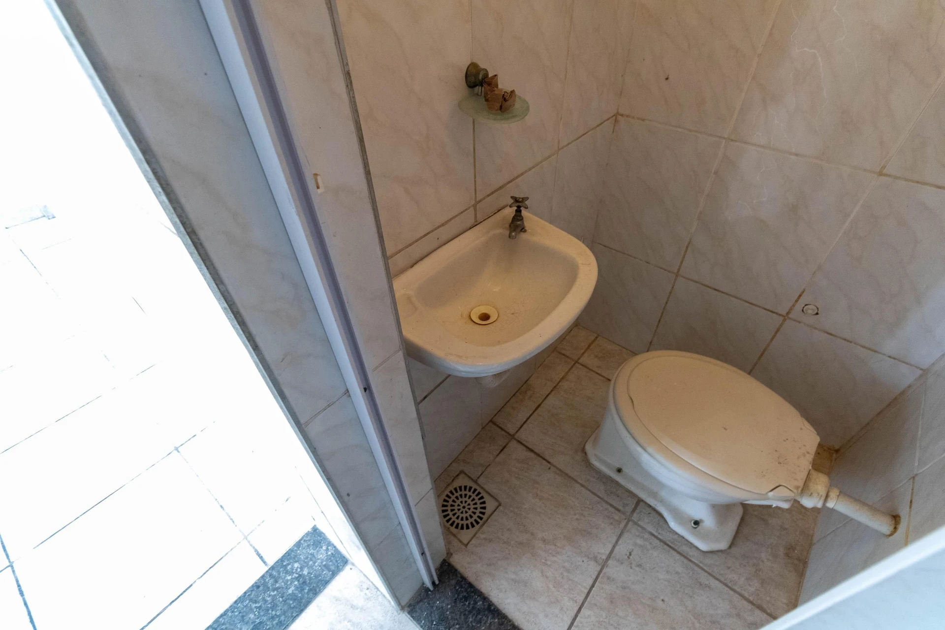 House with 3 bedrooms and a shared outdoor pool — photo 54