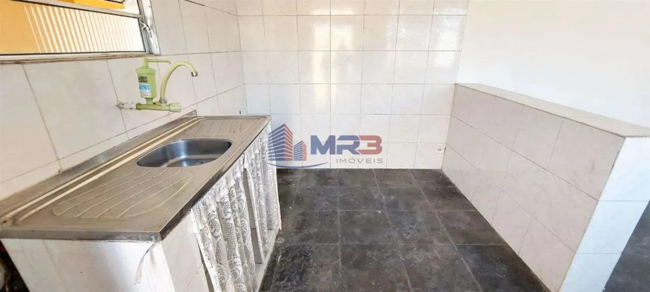 Casa com 1 quarto, 1 banheiro e varanda de 49 m² — photo 3