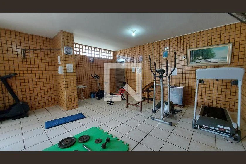 90 m² apartment with 2 bedrooms and a closed gas kitchen — photo 46