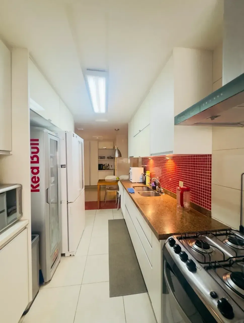 Apartamento mobiliado com 3 quartos e 3 banheiros — photo 12
