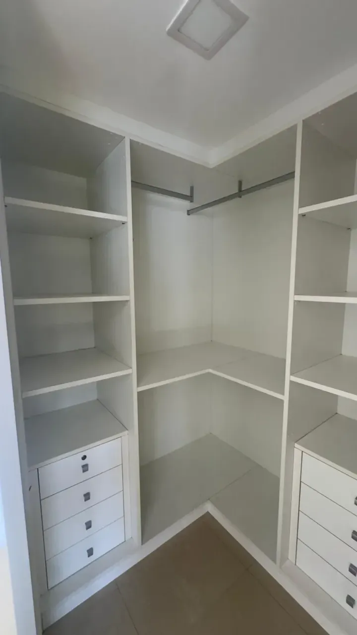 Rental apartment with 3 bedrooms and 4 bathrooms — photo 20