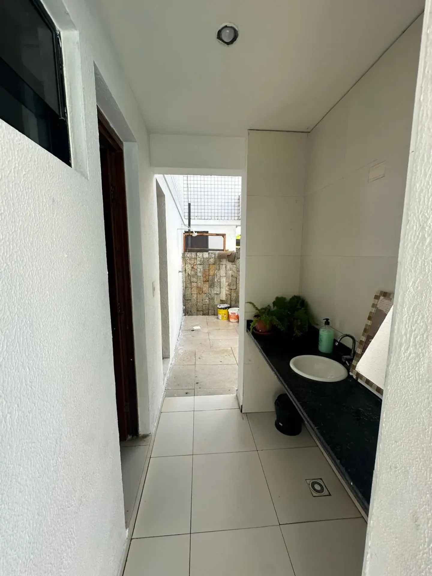 Washing machine in a 3-bedroom apartment, 110 m² — photo 25