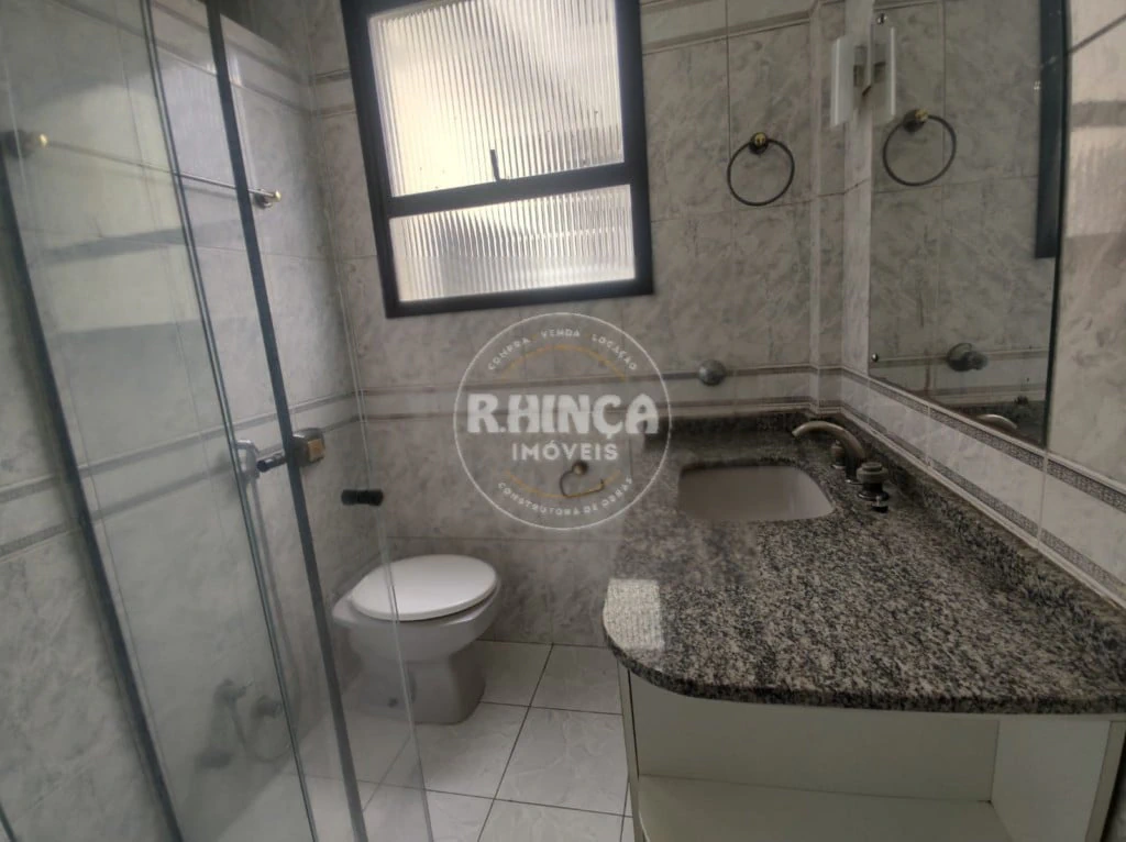 Apartamento com piso de madeira ou laminado, Centro — photo 14
