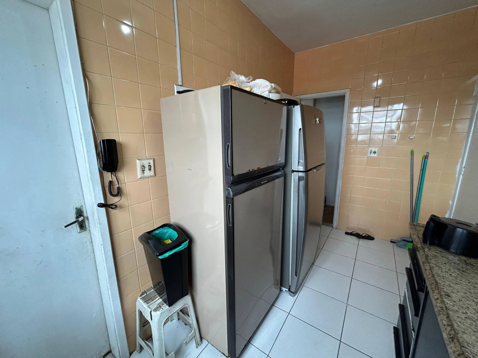 Washing machine in a 3-bedroom apartment, 130 m² — photo 15