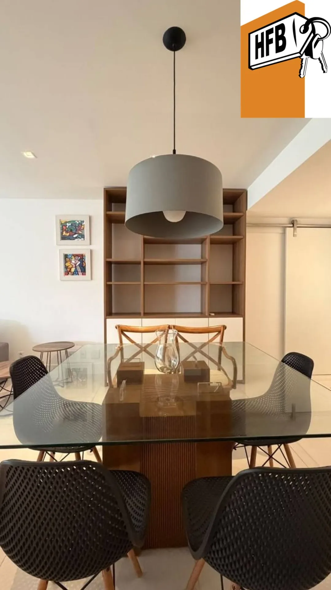 Засклений балкон та 2 спальні: квартира 110 м² — photo 10