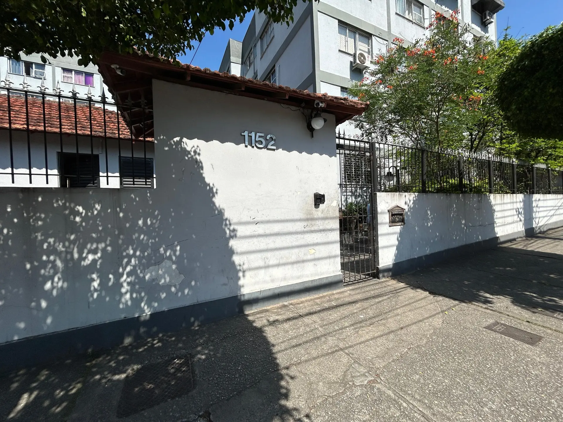 Unfurnished rental apartment with 2 bedrooms and parking — photo 3