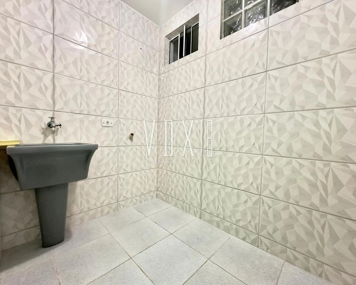 Casa de 2 dormitorios, 1 con baño propio, 52 m², Curitiba — photo 12