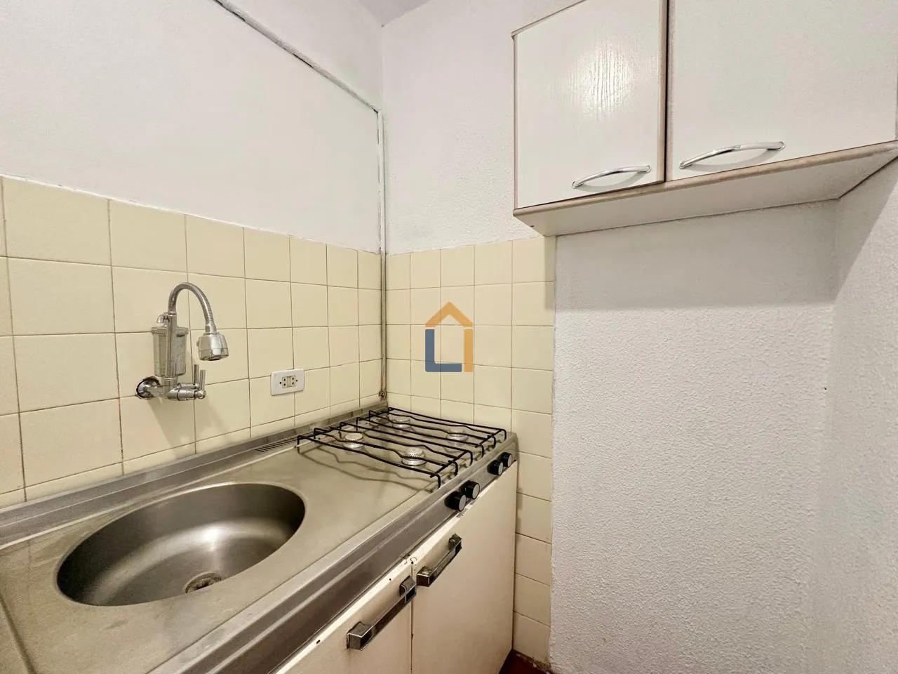90 m² apartment with 2 bedrooms and no parking — photo 13