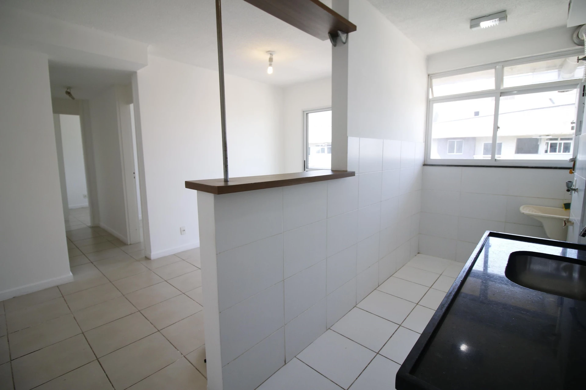 2-bedroom apartment in a building with a gym — photo 2