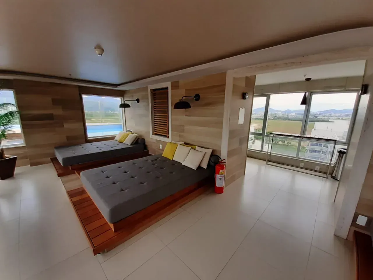 2 quartos e janelas do piso ao teto: apartamento de 78 m² — photo 14