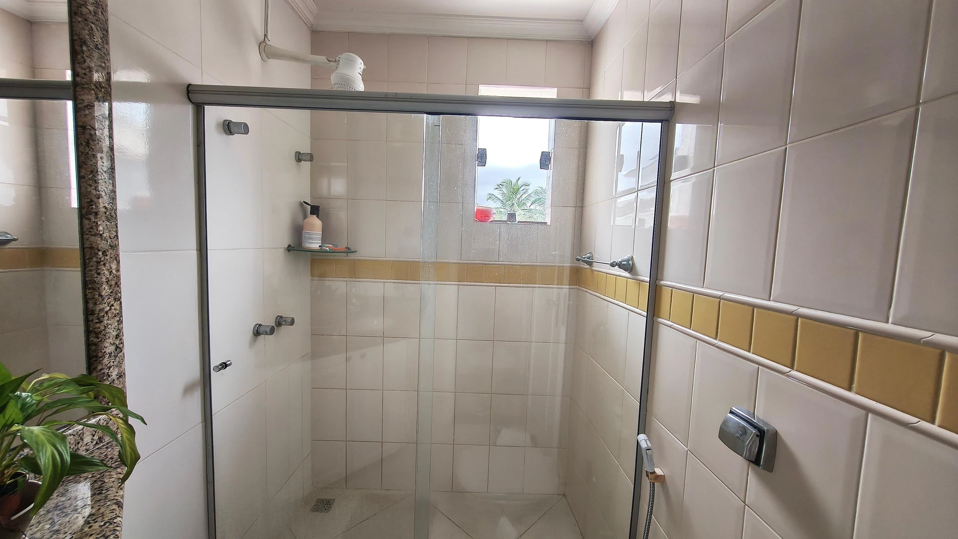 5 quartos e varanda gourmet: casa de 290 m² — photo 48