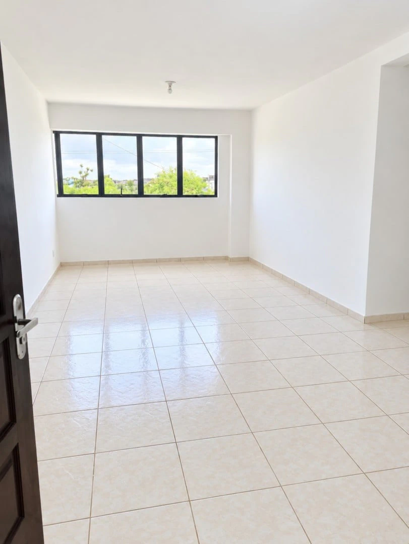 Departamento de 3 dormitorios, 1 con baño propio, 100 m²