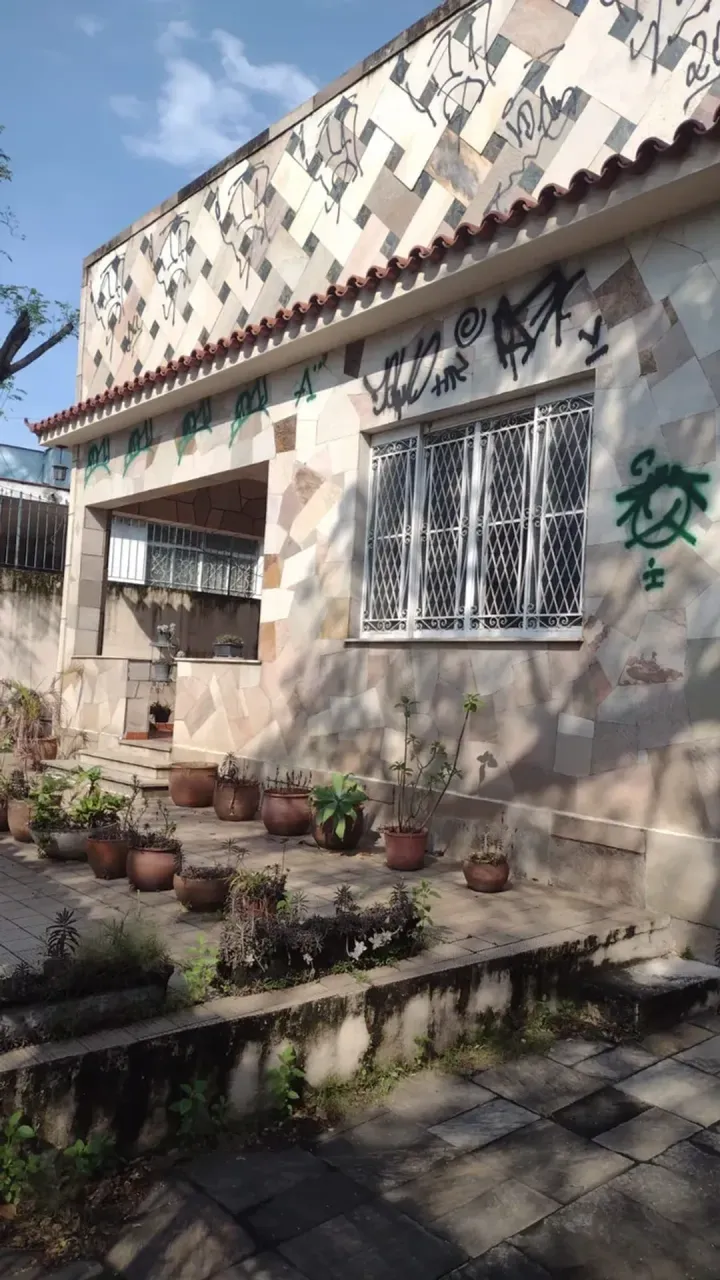 Furnished house with 4 bedrooms and 2 bathrooms — photo 16